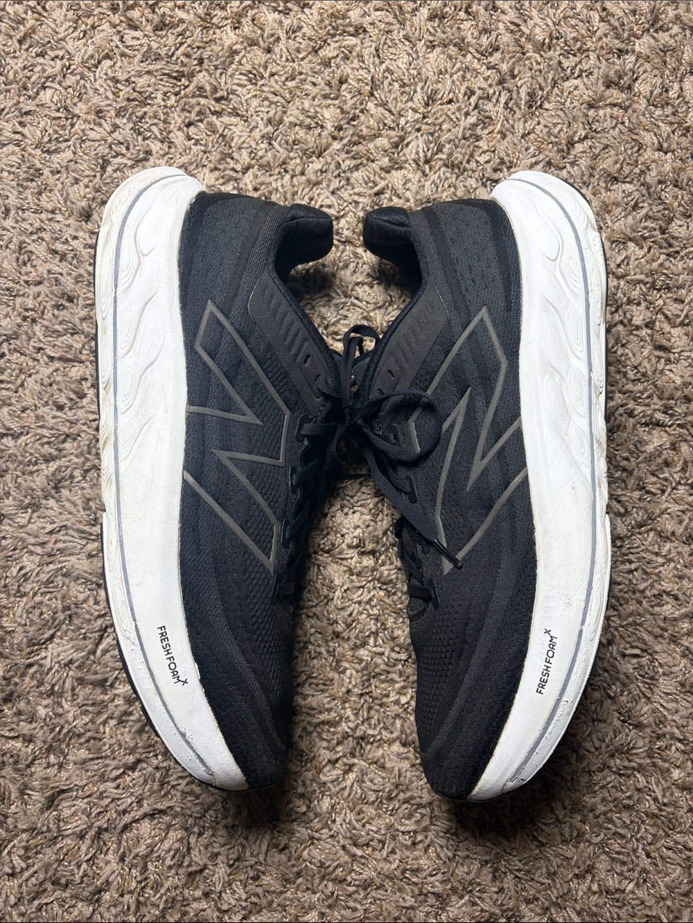 New Balance Fresh Foam X Vongo v6 Men’s Running Shoes Black With White Soles 15